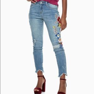 Indigo Rein Embroidered Jeans 